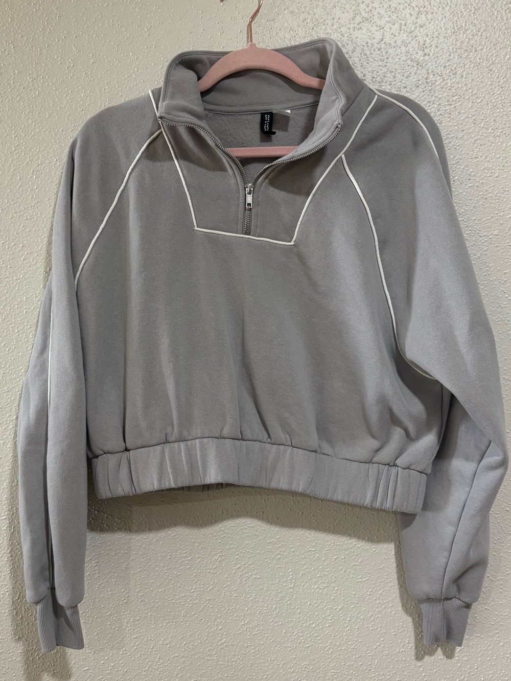 H&M Divided Cropped Quarter Zip Pullover Sweatshirt Gray Medium